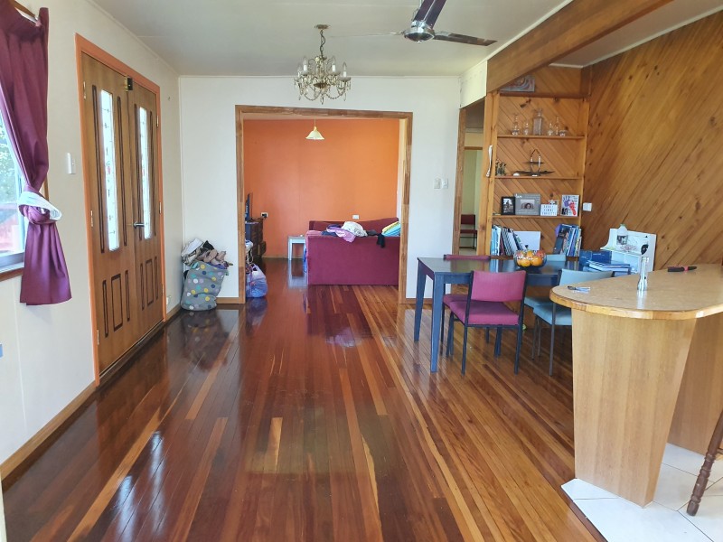 4 Creek Street, Blackbutt QLD 4306