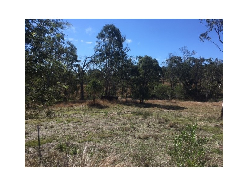 83 Stretton Drv, Blackbutt QLD 4306