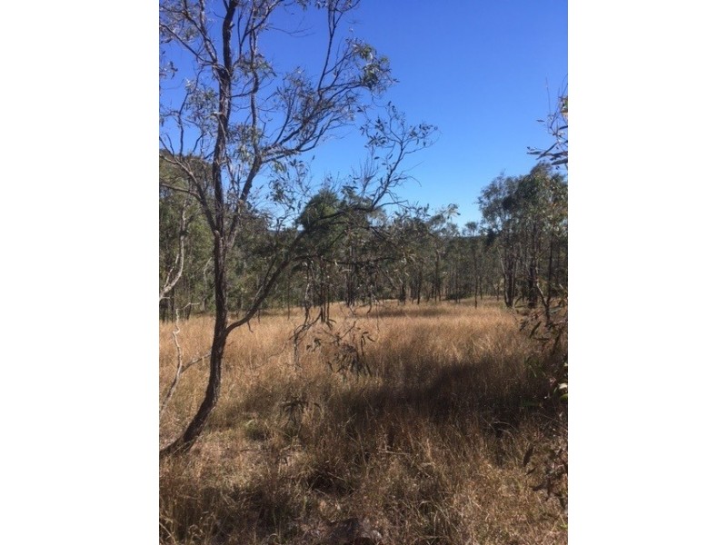 83 Stretton Drv, Blackbutt QLD 4306