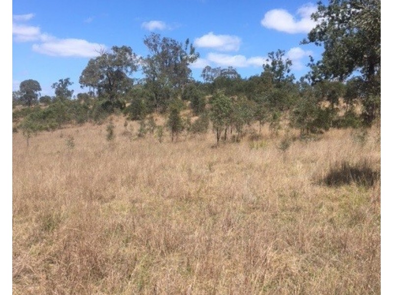 6 Emerson Rd, Blackbutt QLD 4306