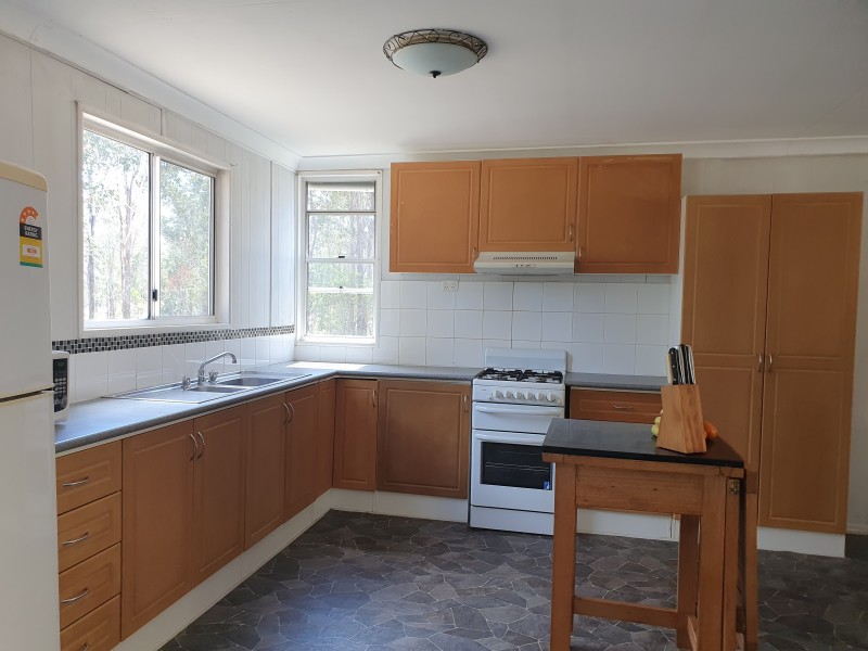 39 McLaughlan Road, Benarkin QLD 4306