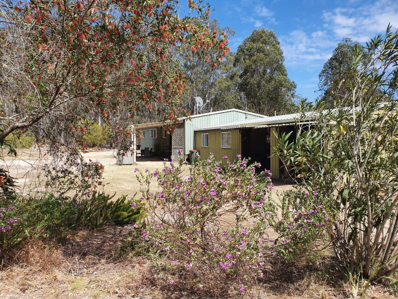 39 McLaughlan Road, Benarkin QLD 4306