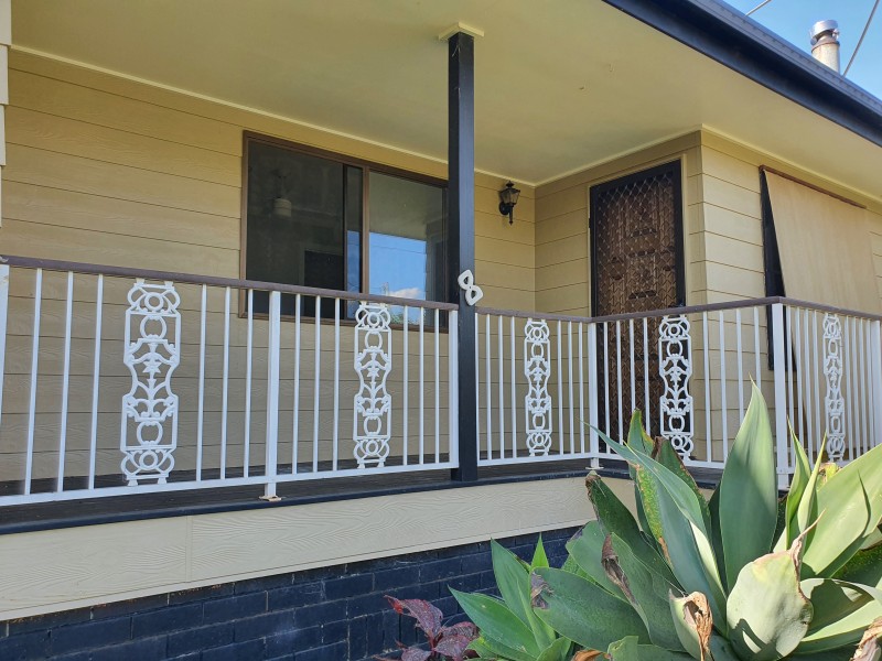 8 FERN STREET, Blackbutt QLD 4306