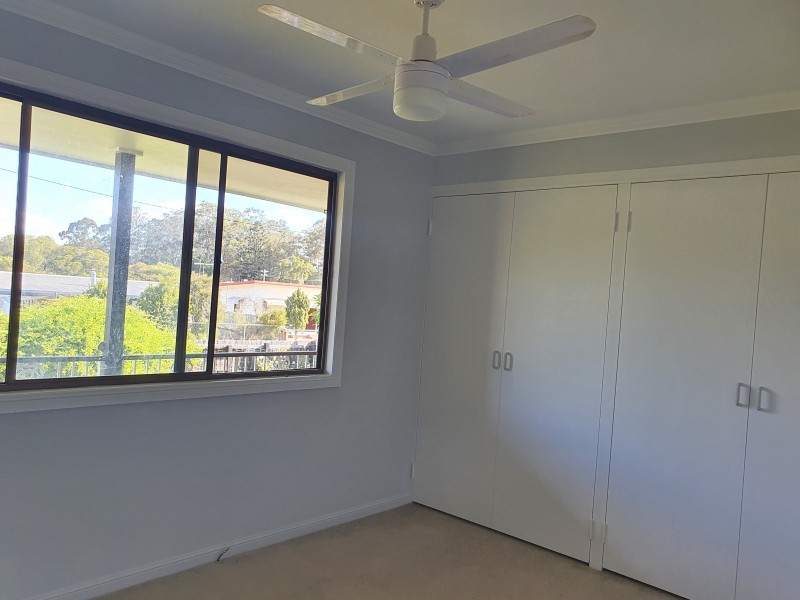 8 FERN STREET, Blackbutt QLD 4306