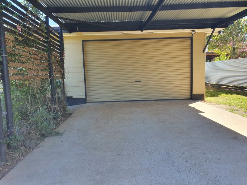 8 FERN STREET, Blackbutt QLD 4306