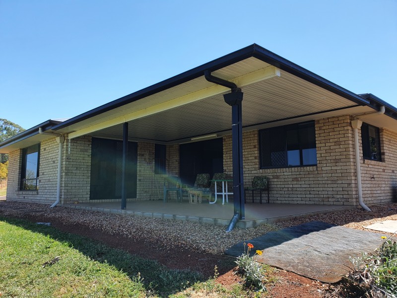 10 Rosalie Drive, Yarraman QLD 4614