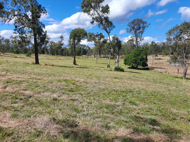 5 OLD ESK ROAD, Blackbutt QLD 4306