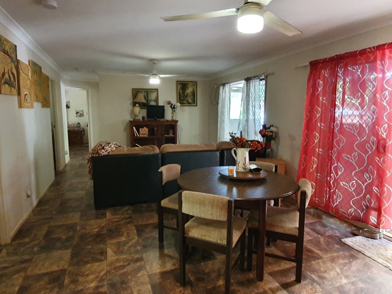 17 GRANTS ROAD, Benarkin QLD 4306