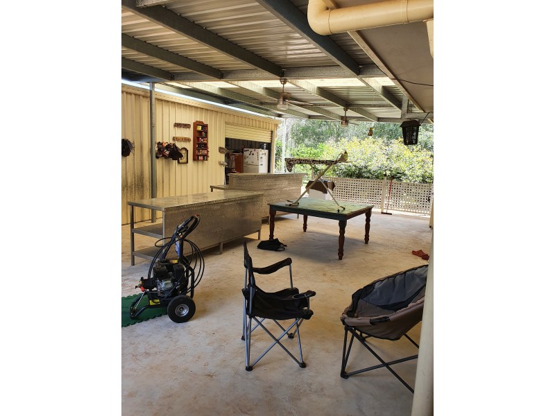 17 GRANTS ROAD, Benarkin QLD 4306