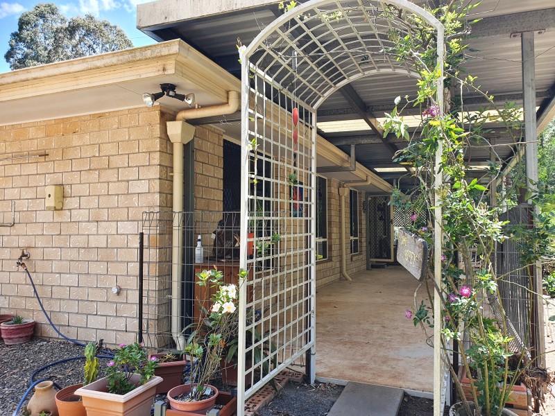 17 GRANTS ROAD, Benarkin QLD 4306