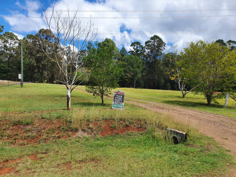 17 GRANTS ROAD, Benarkin QLD 4306