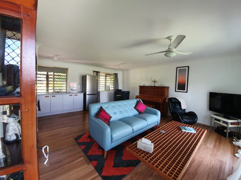 15 Morris Street, Blackbutt QLD 4306