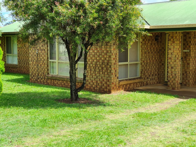 10 Crofton Street, Blackbutt QLD 4306