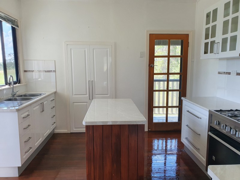 38 Stretton Drive, Blackbutt QLD 4306