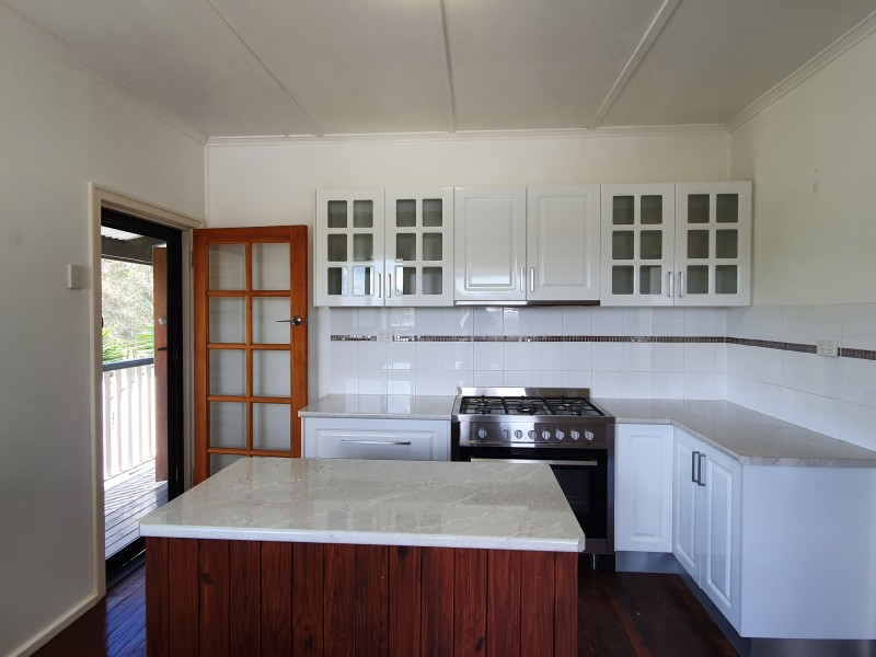 38 Stretton Drive, Blackbutt QLD 4306