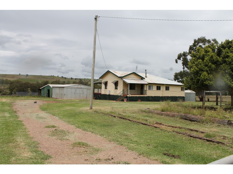 657 New England Highway, Yarraman QLD 4614