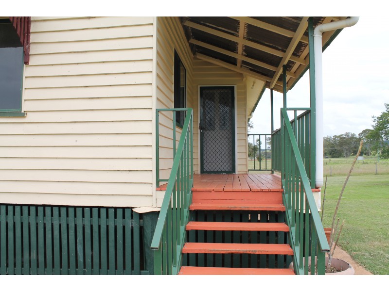 657 New England Highway, Yarraman QLD 4614