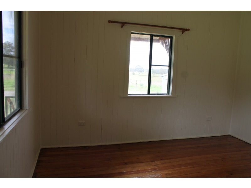 657 New England Highway, Yarraman QLD 4614