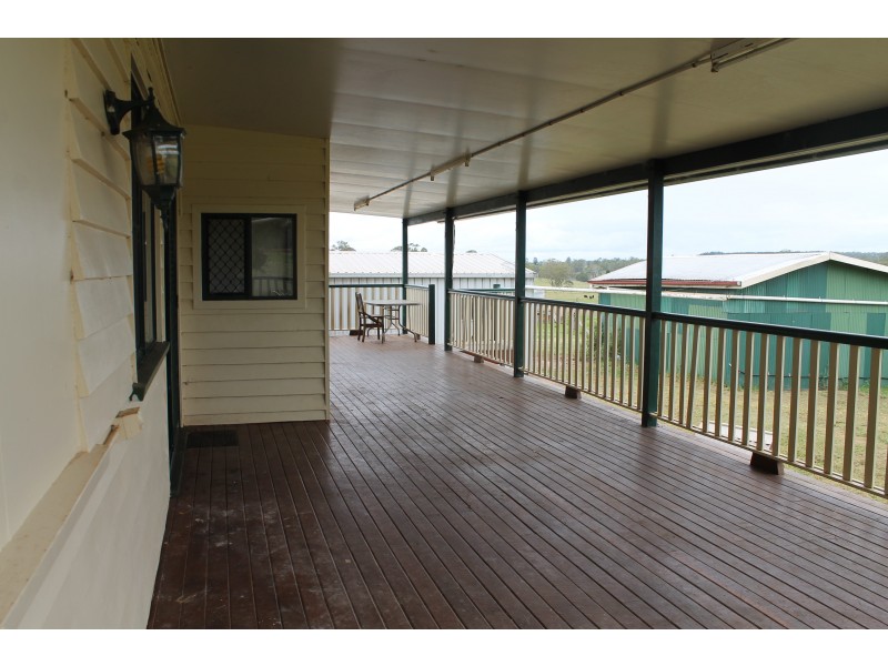657 New England Highway, Yarraman QLD 4614