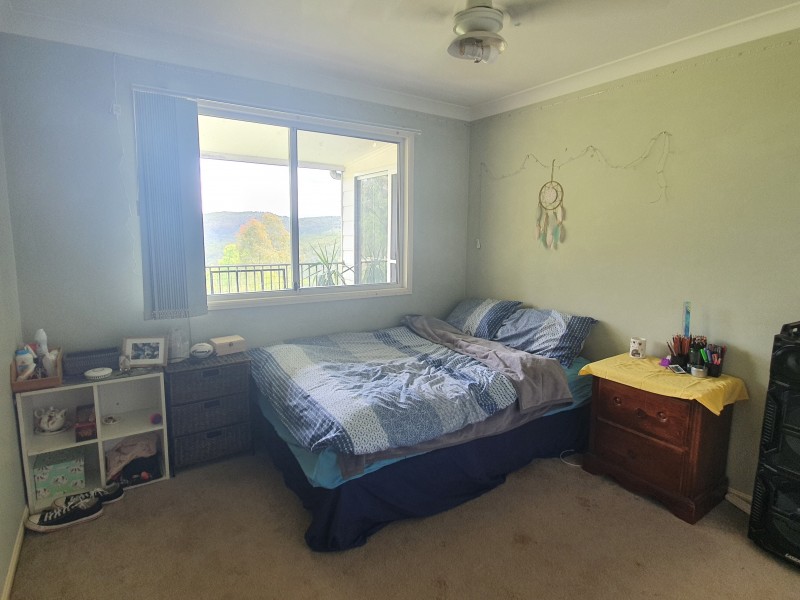 199 Stretton Drive, Blackbutt QLD 4306