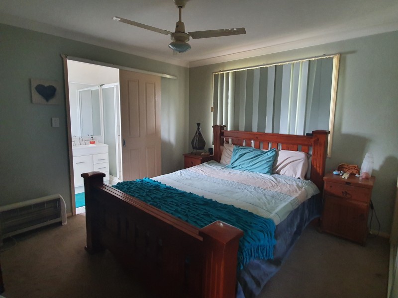 199 Stretton Drive, Blackbutt QLD 4306