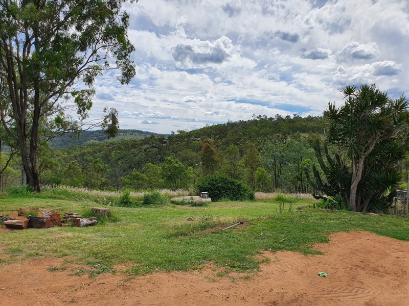 199 Stretton Drive, Blackbutt QLD 4306