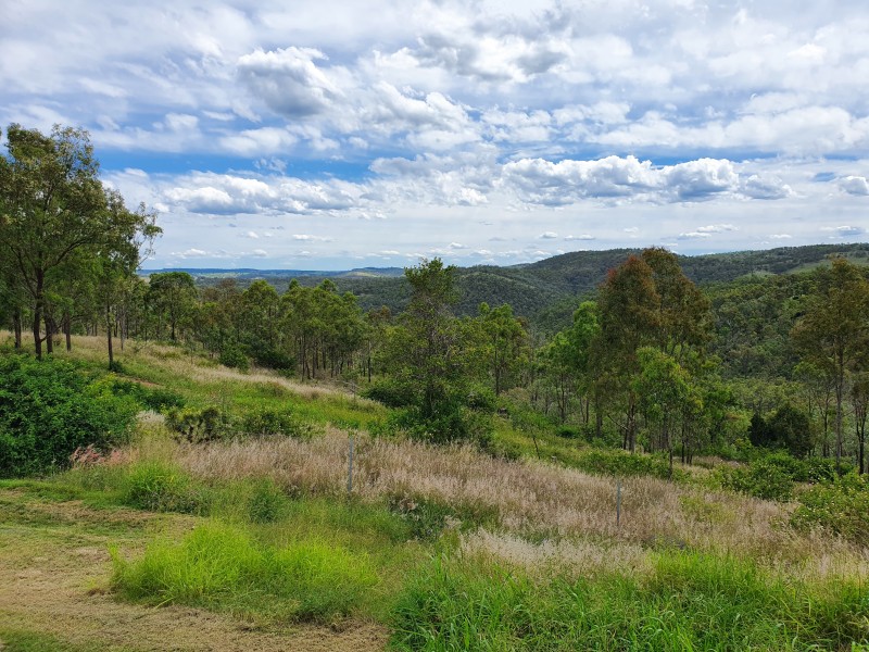 199 Stretton Drive, Blackbutt QLD 4306