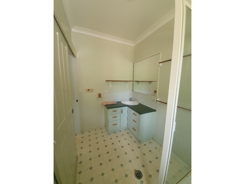 2 Langton Road, Blackbutt QLD 4306