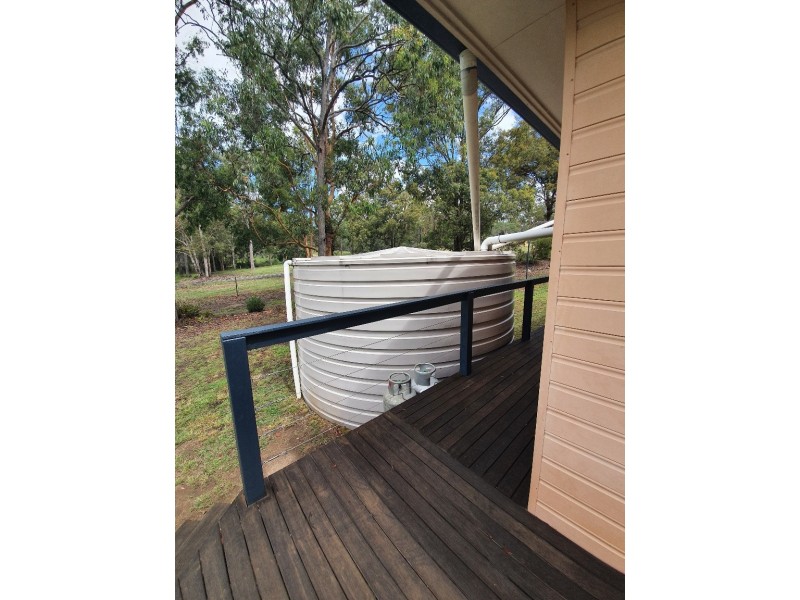 2 Langton Road, Blackbutt QLD 4306
