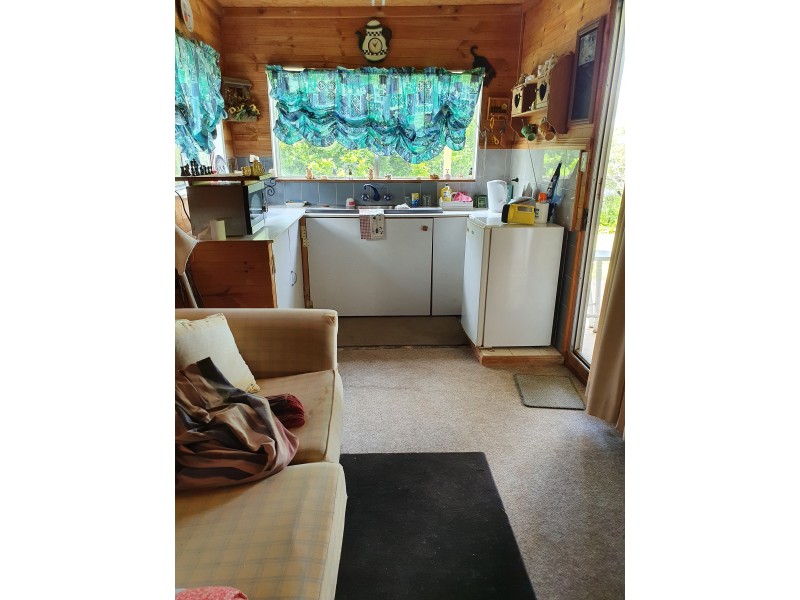 128 Greenhills Drive, Blackbutt QLD 4306