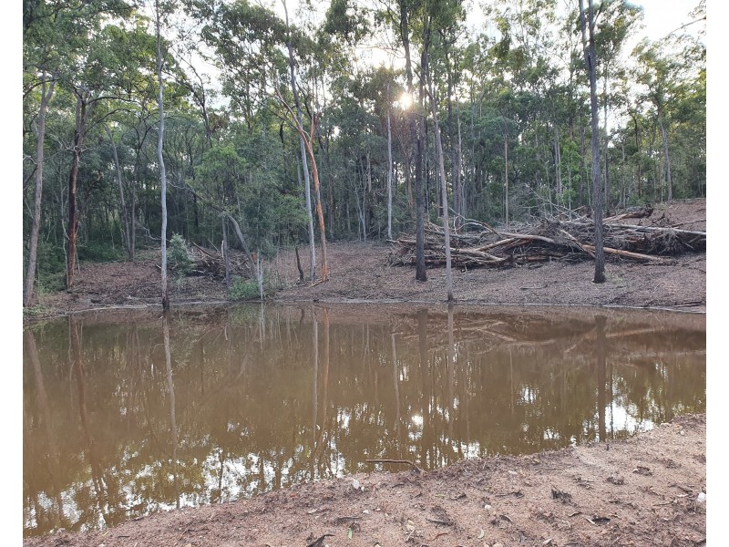 4 60 Cameron Road, Blackbutt QLD 4306