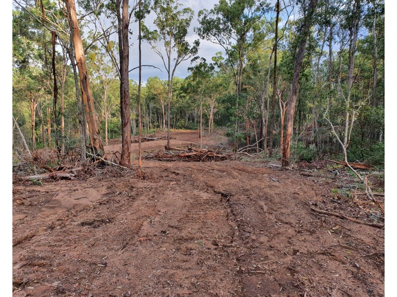 4 60 Cameron Road, Blackbutt QLD 4306