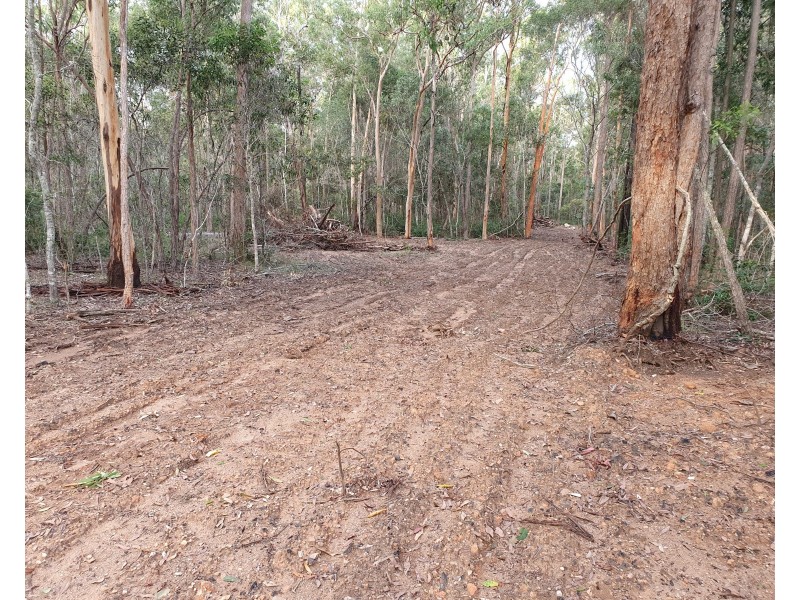 4 60 Cameron Road, Blackbutt QLD 4306