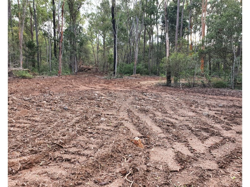 4 60 Cameron Road, Blackbutt QLD 4306