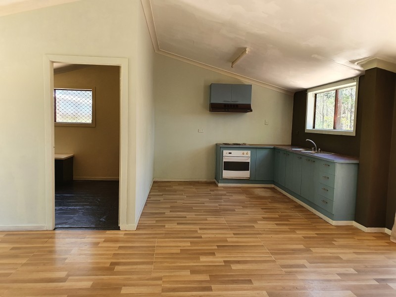 249 Martin Crescent, Benarkin QLD 4306