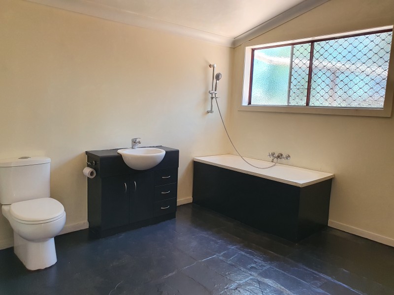 249 Martin Crescent, Benarkin QLD 4306