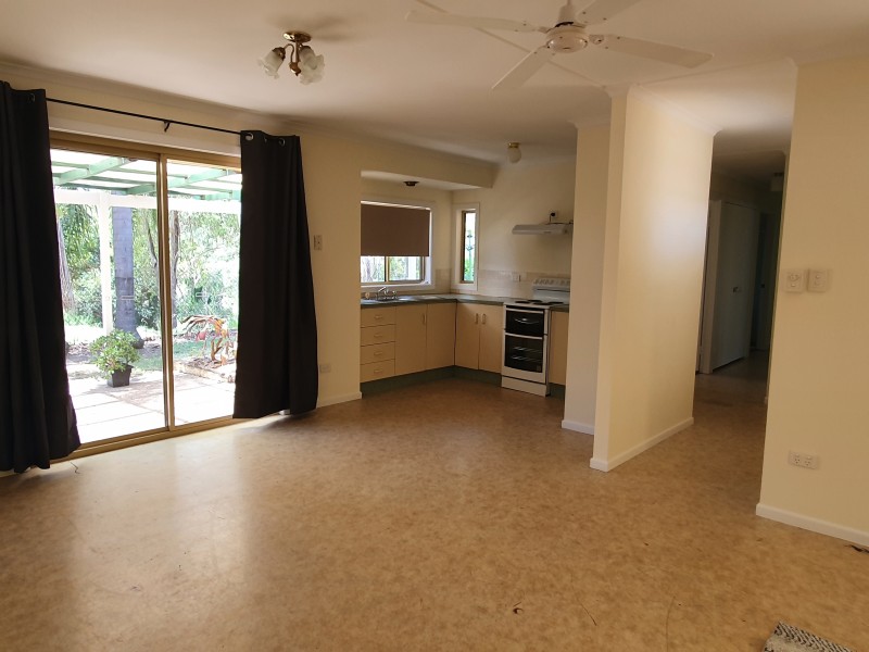7 Creek Court, Yarraman QLD 4614