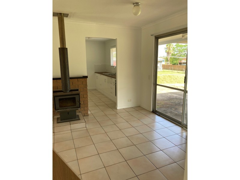4 Davies Street, Yarraman QLD 4614