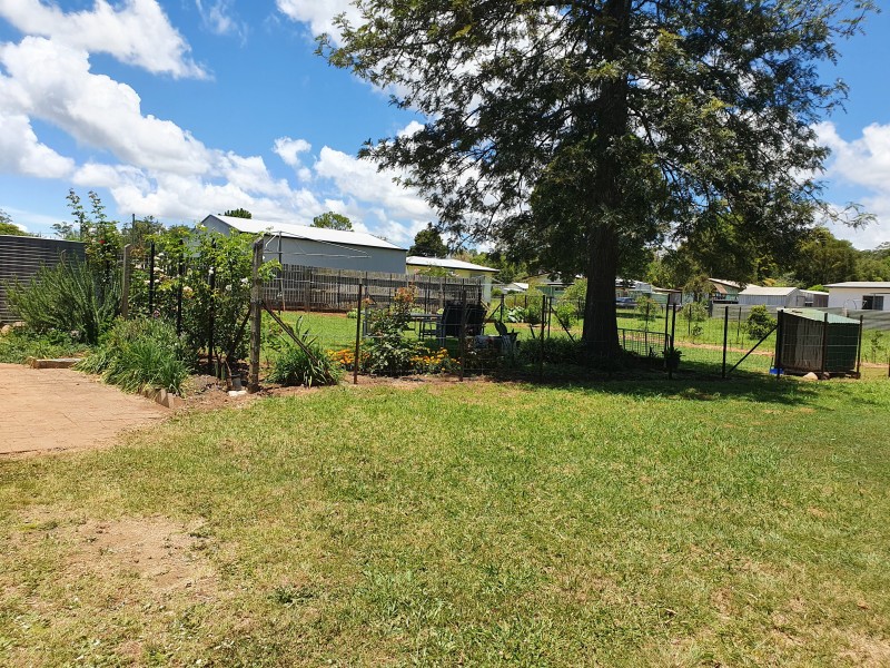 1 Allery Street, Blackbutt QLD 4306