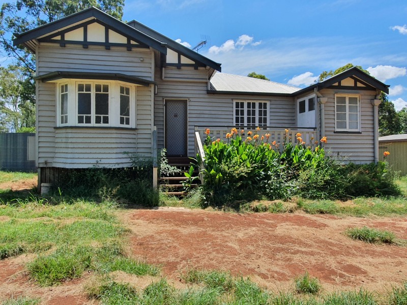 51 Griffin Road, Blackbutt QLD 4306