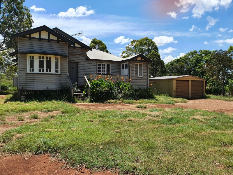51 Griffin Road, Blackbutt QLD 4306