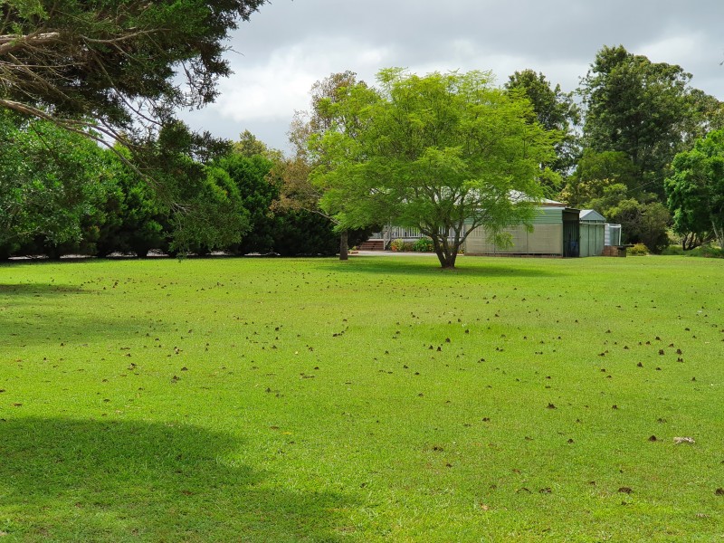 74 Greenhills Drive, Blackbutt QLD 4306