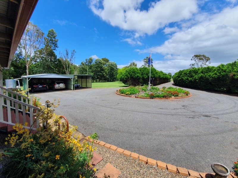 74 Greenhills Drive, Blackbutt QLD 4306