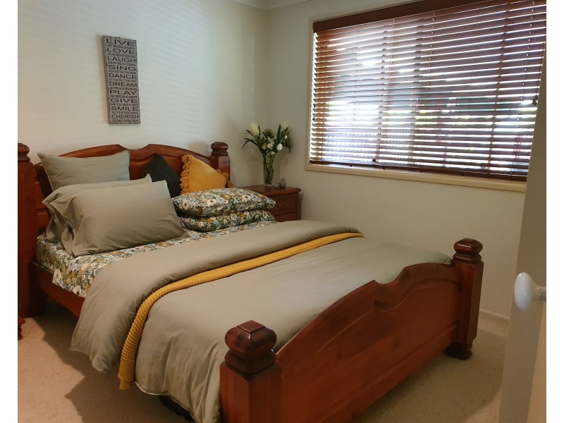 10 HART STREET, Blackbutt QLD 4306
