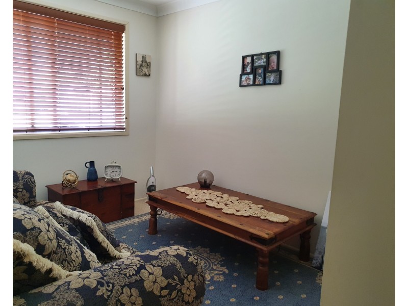 10 HART STREET, Blackbutt QLD 4306