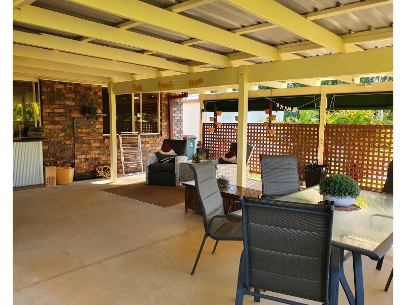 10 HART STREET, Blackbutt QLD 4306