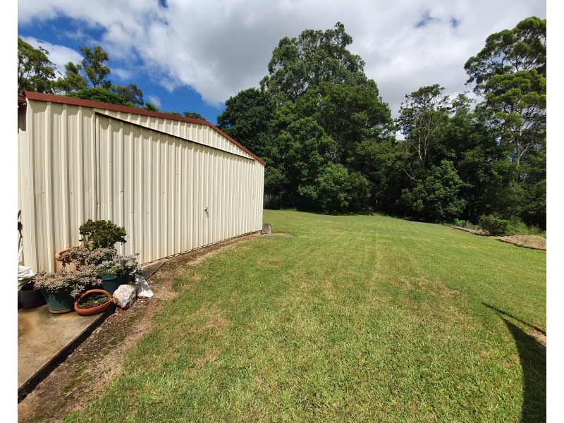 10 HART STREET, Blackbutt QLD 4306