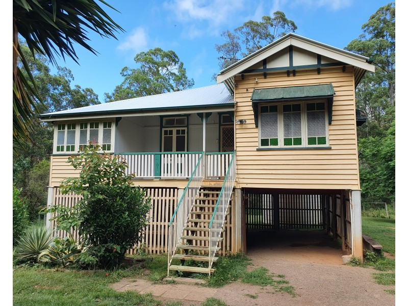 372 CRUMPTON DRIVE, Blackbutt QLD 4306