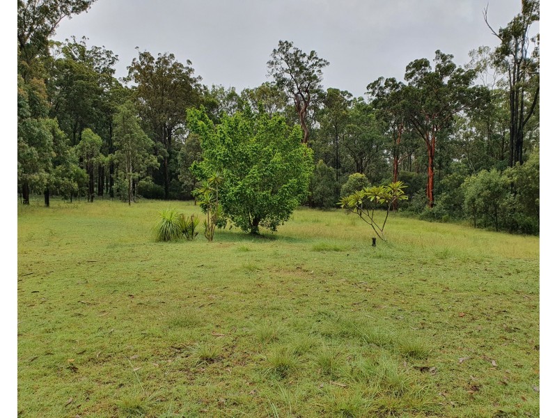 170 Packer Road, Blackbutt QLD 4306
