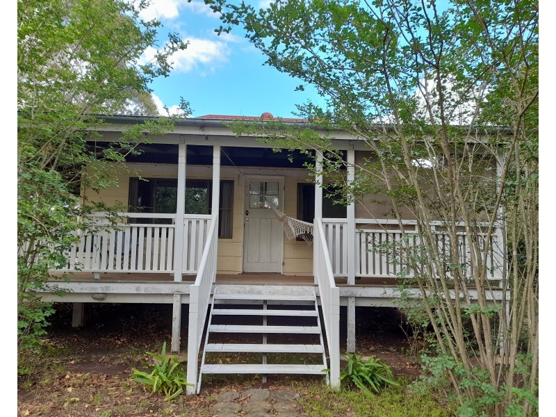 13 Coulson Street, Blackbutt QLD 4306